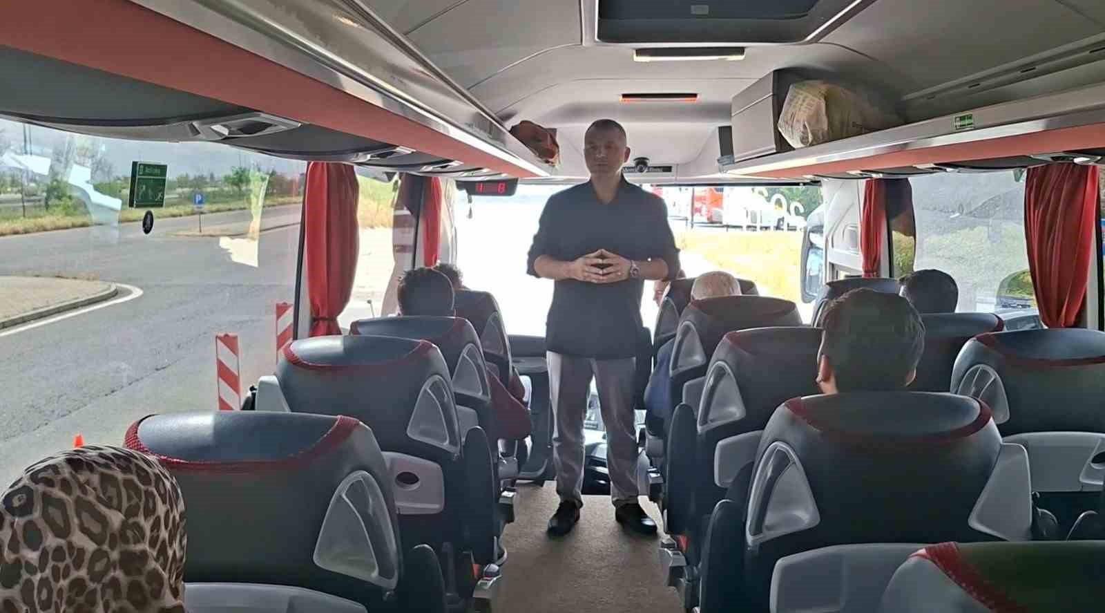 Jandarmadan otoyolda bayram denetimi 7 jandarmadan otoyolda bayram denetimi 3 X6OcmZRr