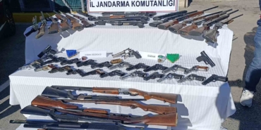jandarmadan-silah-operasyonu-30-tabanca-27-av-tufegi-ele-gecirildi-1WDNtx4R.jpg