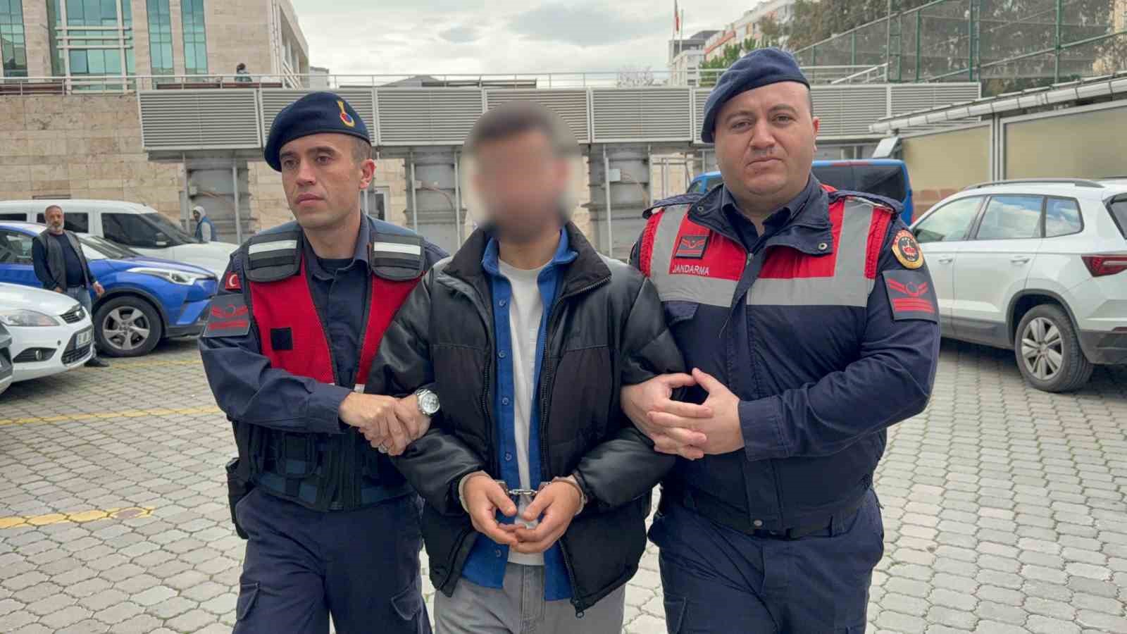 jandarmadan uyusturucu operasyonu 1 gozalti 0 wyikTiDR