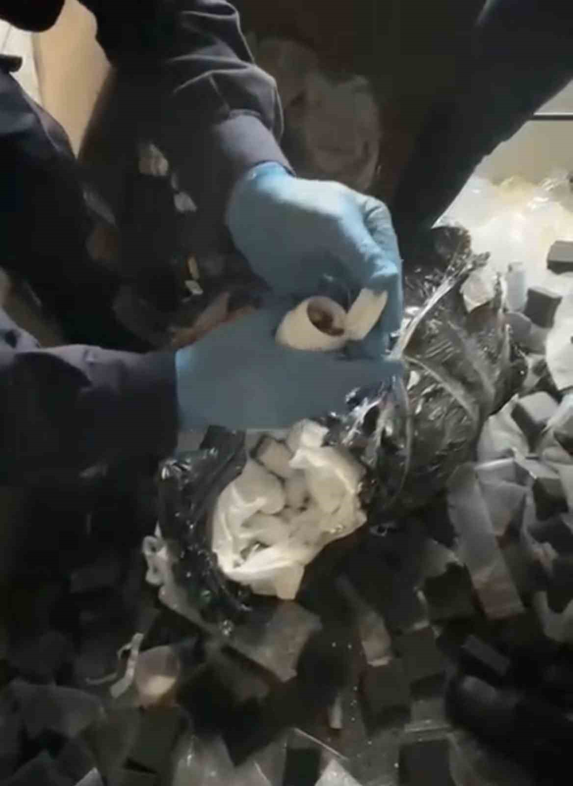 jandarmadan uyusturucu operasyonu 1 gozalti 3 h8bUGkau