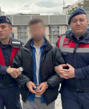 jandarmadan-uyusturucu-operasyonu-1-gozalti-TbsXrJ9s.jpg