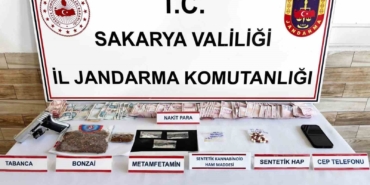 jandarmadan-uyusturucu-tacirlerine-darbe-2-torbaci-tutuklandi-VpOvht9x.jpg