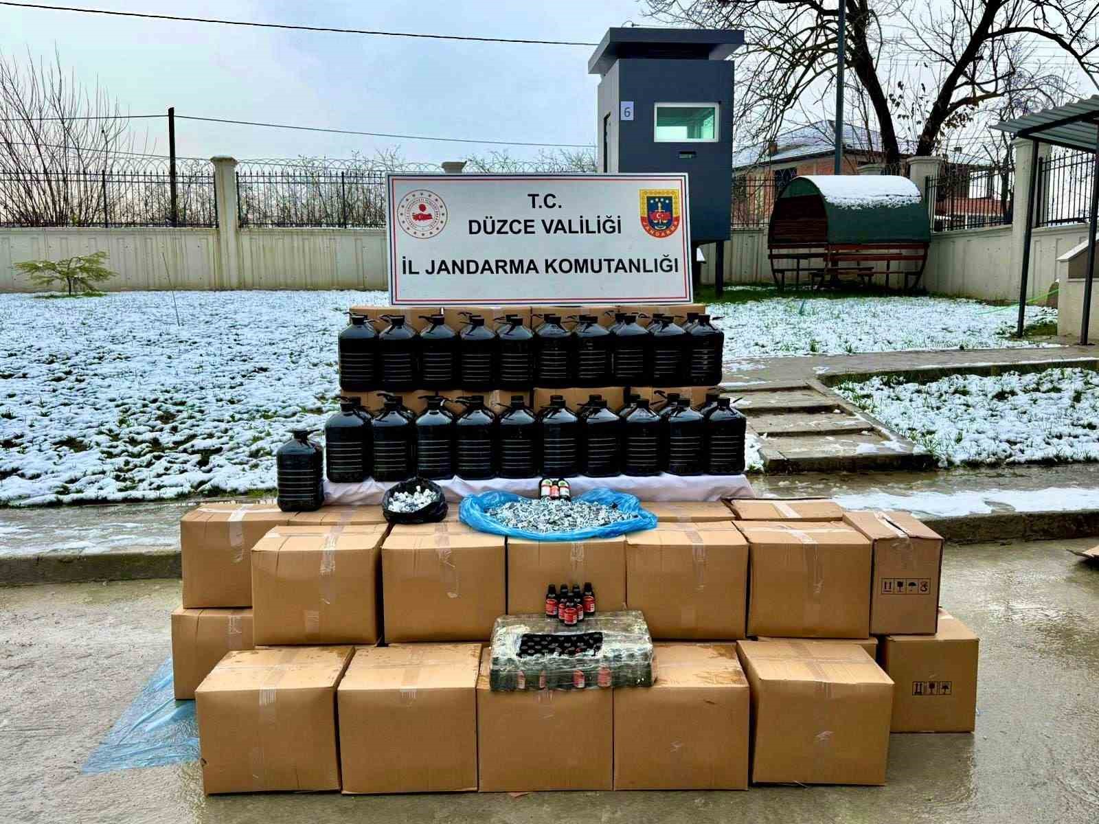 jandarmadan yeni yil oncesi kacak alkol operasyonu 0 GZ1Gcq8F