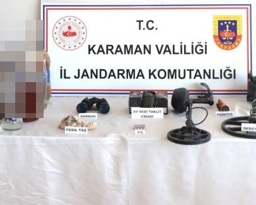 jandarmadan-yeni-yil-oncesi-kacak-alkol-operasyonu-2-gozalti-yyNpHxLH.jpg