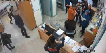 jandarmanin-alkol-kontrolunu-kabul-etmeyen-chpli-baskan-yardimcisi-hastanede-de-gerginlik-cikarmis-nOamOCIs.jpg