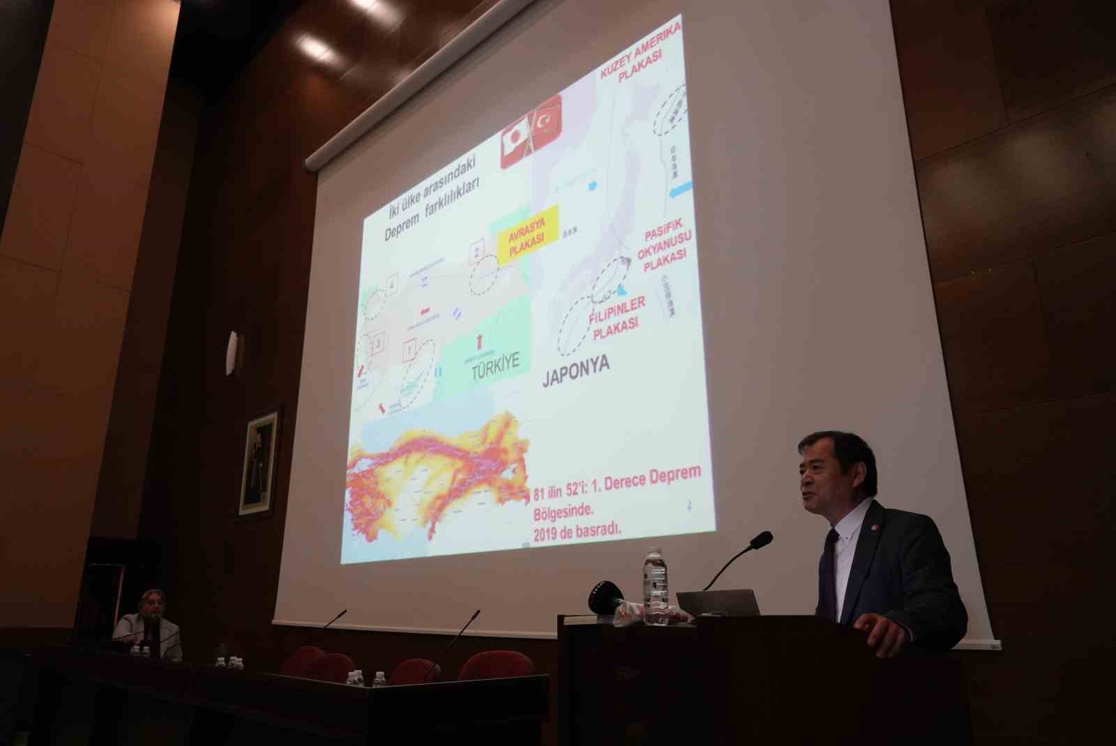 Japon deprem uzmanı o bölgeyi işaret etti: "400 yıldır biriktirdiği nokta var, dikkatli olunmalı" 6 japon deprem uzmani o bolgeyi isaret etti 400 yildir biriktirdigi nokta var dikkatli olunmali 7XQR82SV