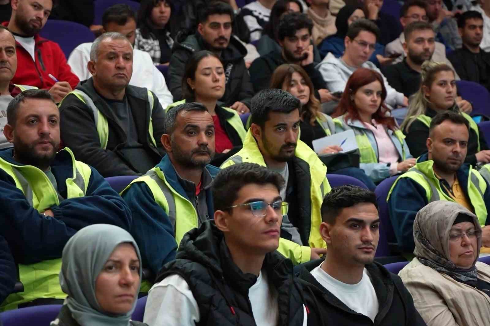 Japon deprem uzmanı o bölgeyi işaret etti: "400 yıldır biriktirdiği nokta var, dikkatli olunmalı" 8 japon deprem uzmani o bolgeyi isaret etti 400 yildir biriktirdigi nokta var dikkatli olunmali TukQiXdn