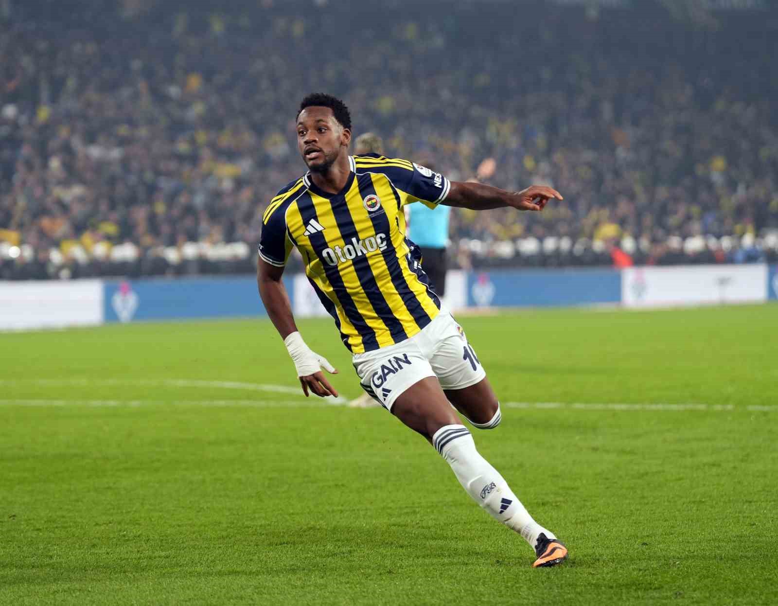 jhon duran fenerbahcede 6 ay kaldi 0 KywuwQaa
