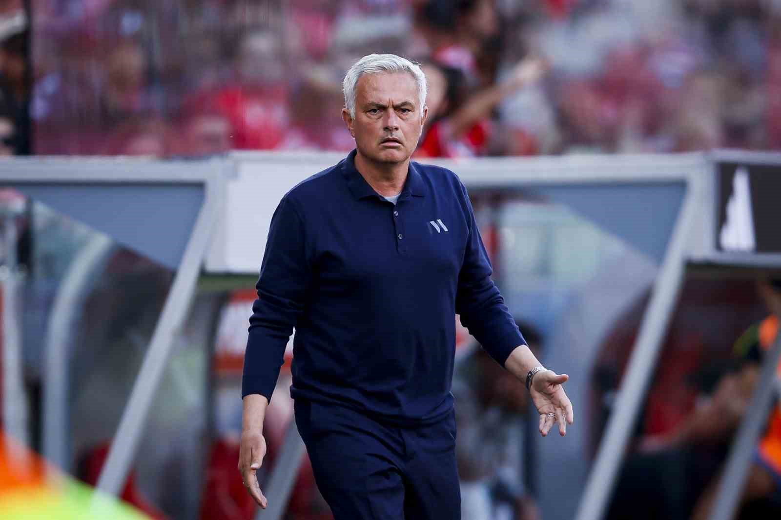 Jose Mourinho, resmen Real Madrid’de 4 jose mourinho resmen real madridde 0 9cFfMuj3