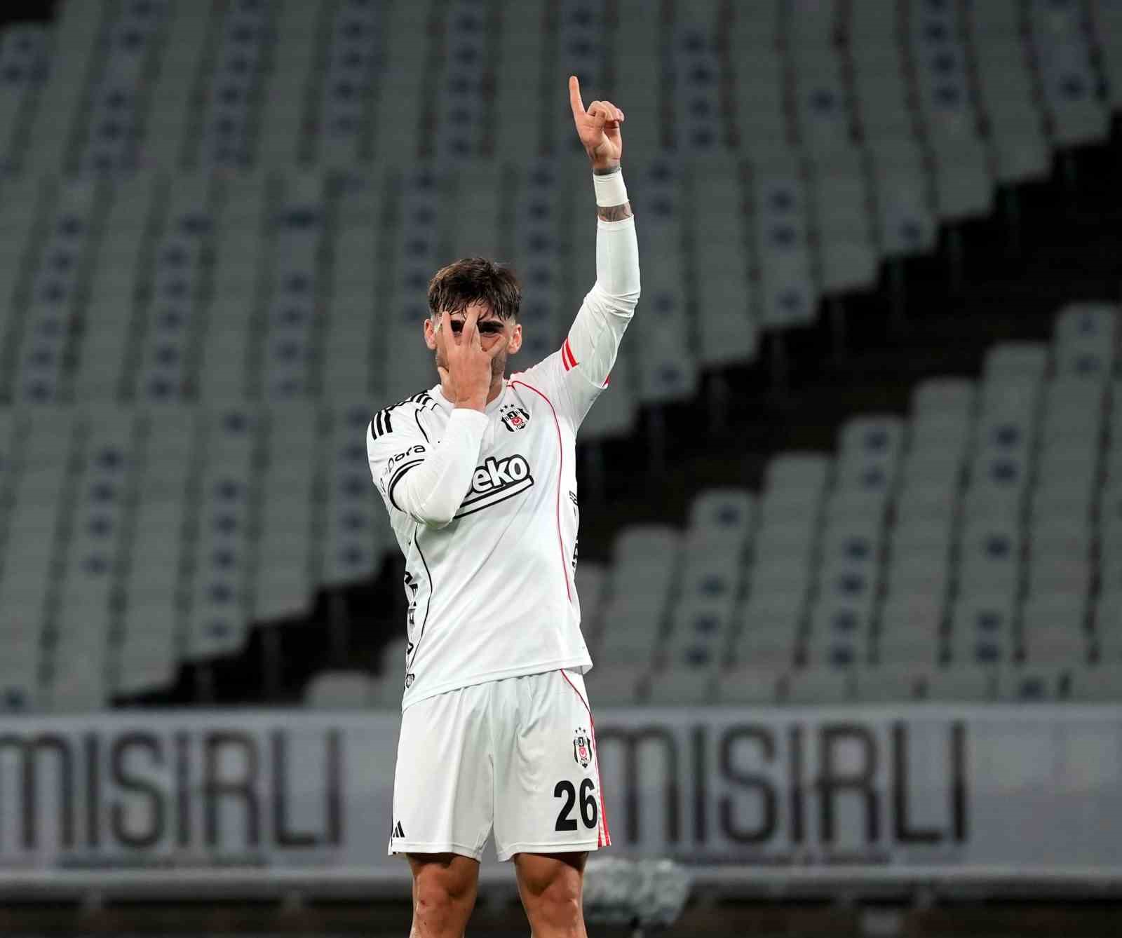 jota silva ilk kez 11de basladigi macta golunu atti 1 MYeR4gVz