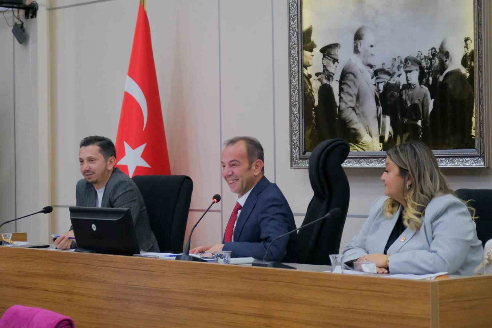 k bede bolu icin kar duasi yapan baskan ozcan allahu teala dualarimi kabul etti 0 uYBGUMMr