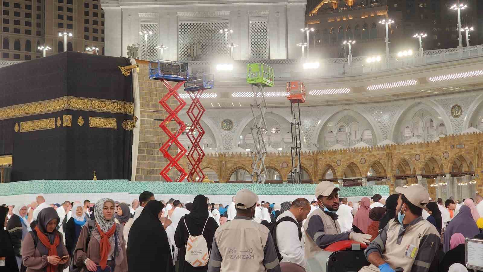kabe i muazzama duvarlari bakima alindi 6 NtIgmf94
