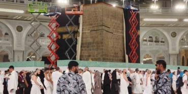 kabe-i-muazzama-duvarlari-bakima-alindi-PGx1knDa.jpg