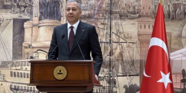 kabine-donemimizde-58-farkli-ulkeden-kirmizi-bultenle-aranan-588-suclu-turkiyeye-getirildi-dlX2Wn5K.jpg