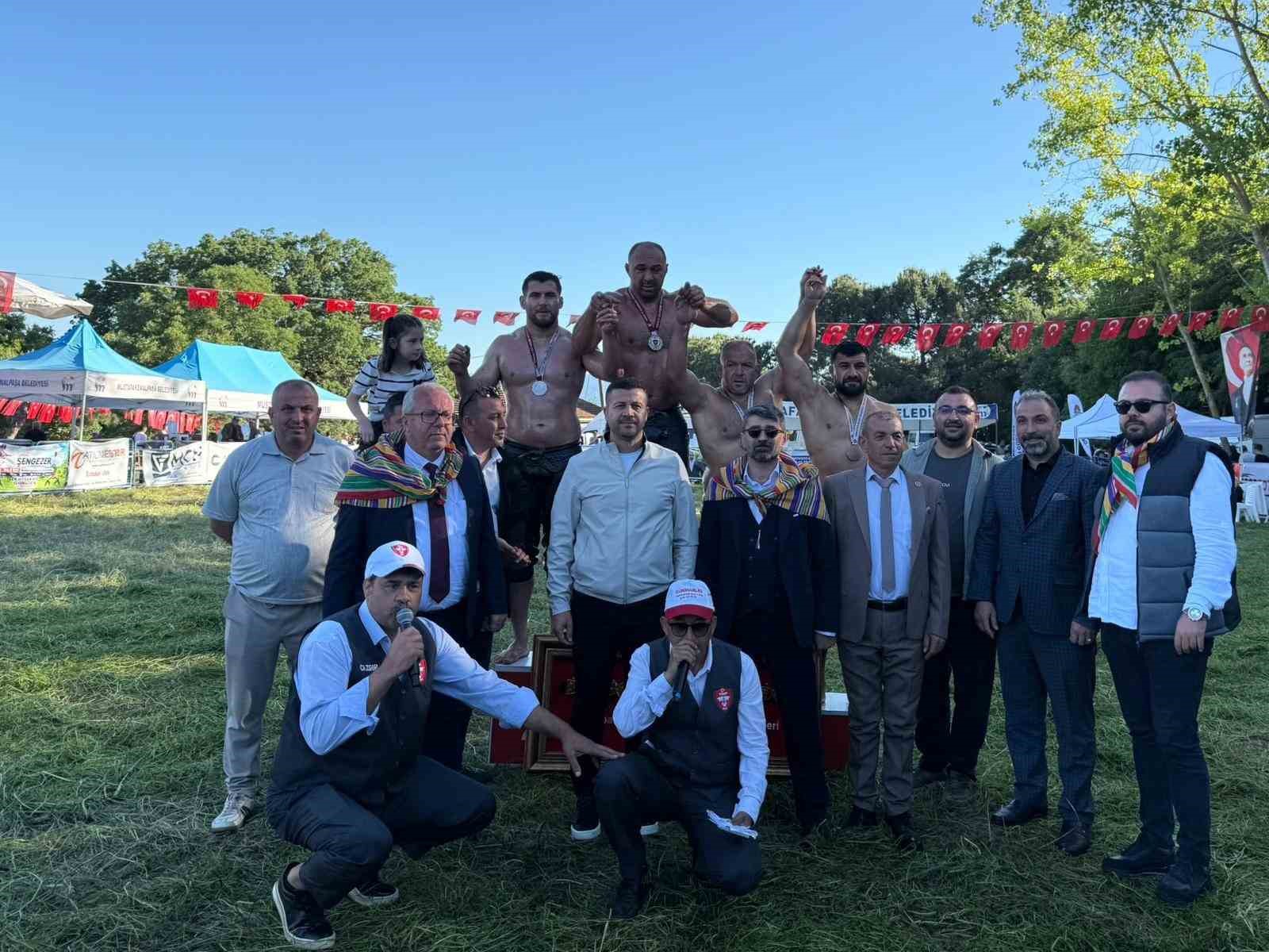 kabulbaba gureslerinin finalinde ali gurbuz 1inci oldu 2 YTIfdVHr