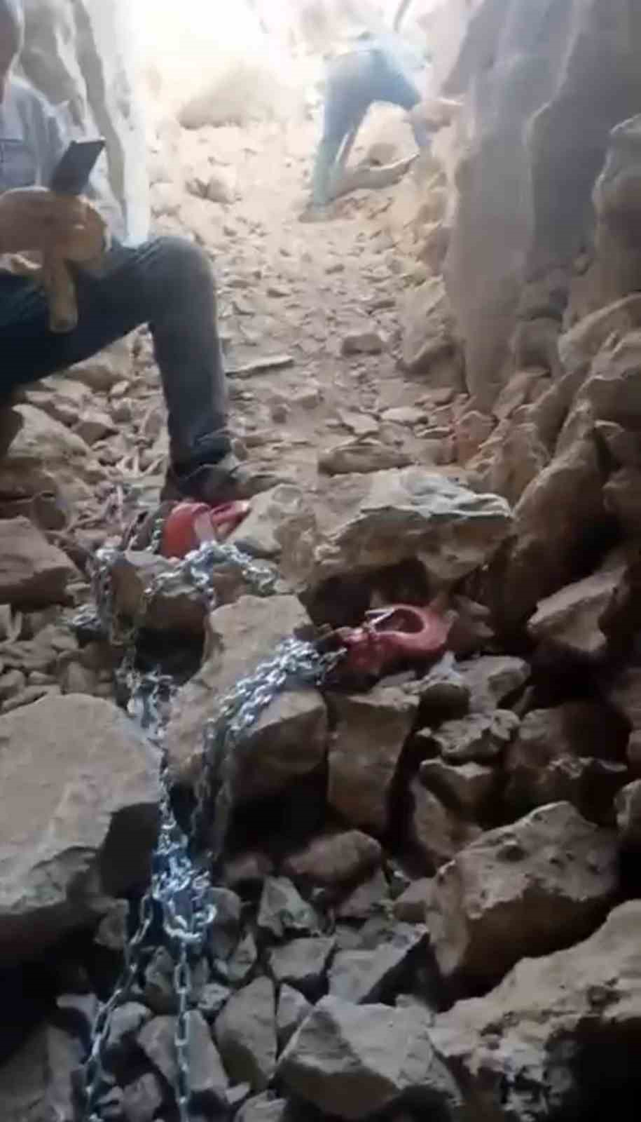 kacak kazi yapan 4 sahis jandarmaya yakalandi 2 1sc6jm5y
