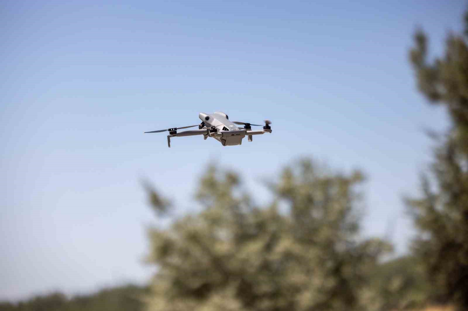 Kaçak moloz dökenlere dronlu takip 4 kacak moloz dokenlere dronlu takip 0 H7CWb2iv