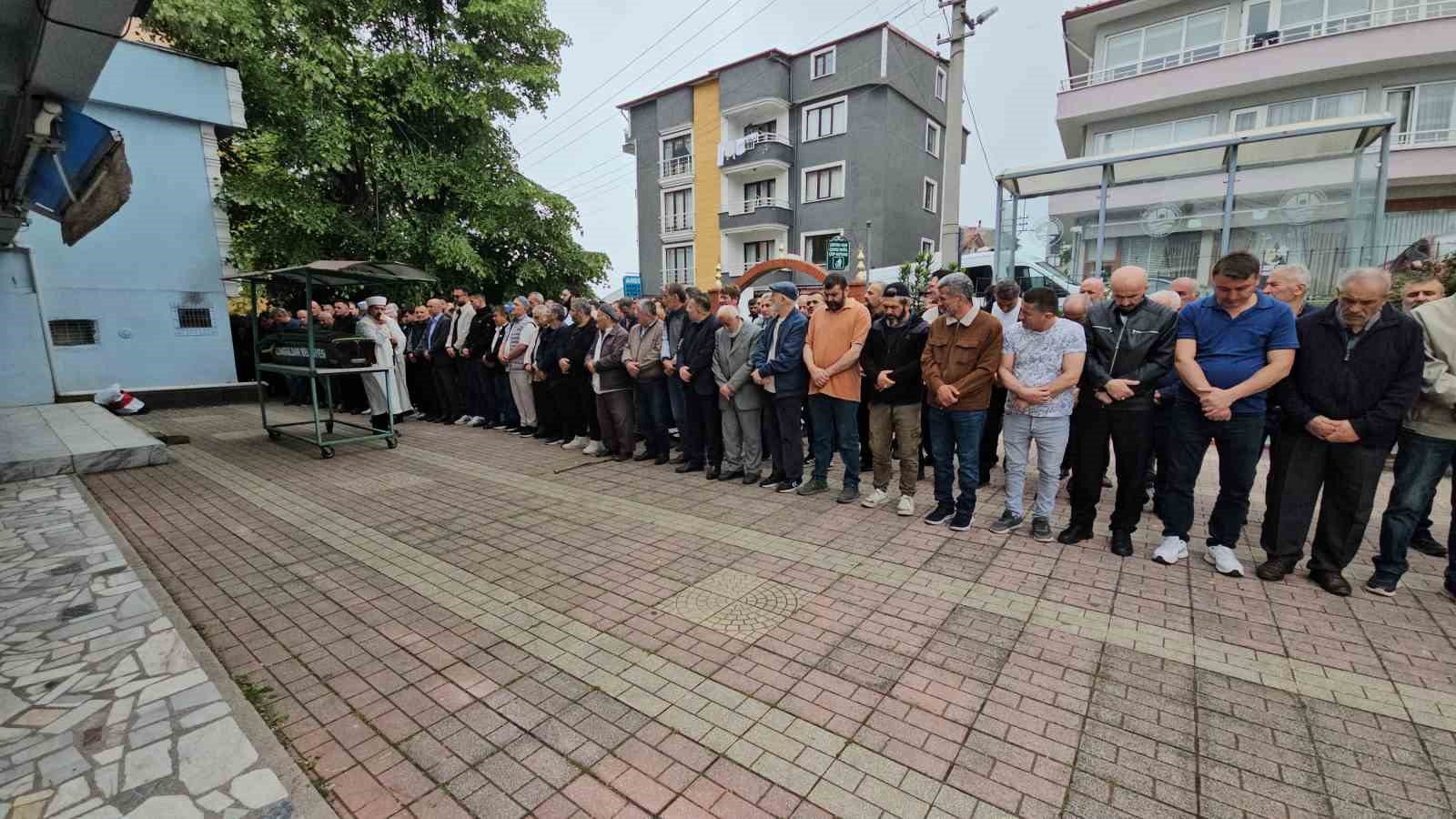 kacak ocaktaki gocukte olen madenci son yolculuguna ugurlandi 3 YutdEmO9