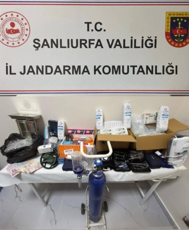 kacak-saglik-merkezine-operasyon-2-gozalti-D3637uBb.jpg