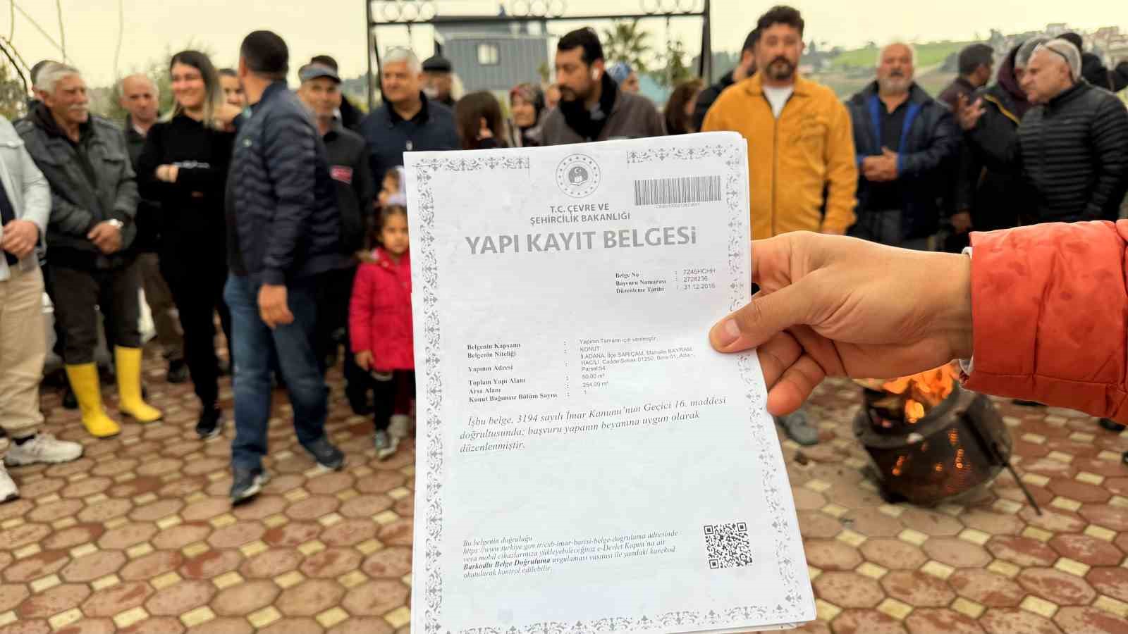 kacak yapi gerekcesiyle yikim karari verilen gol kenarindaki mahallede protesto 4 il7GhY4s