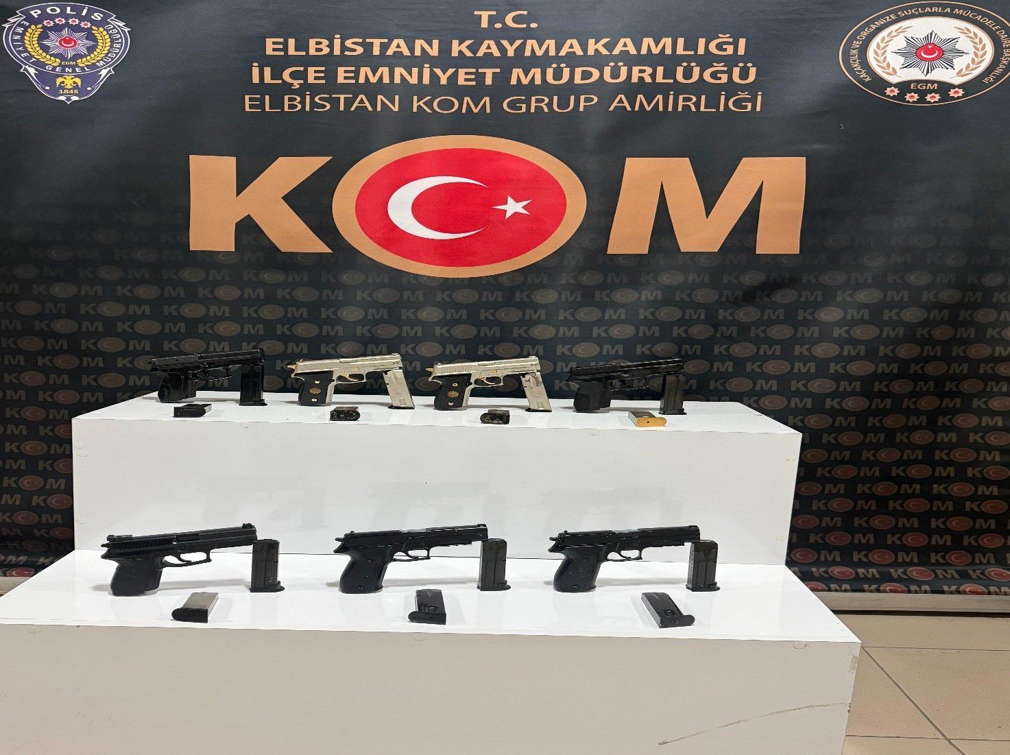 Kaçakçılık operasyonlarında Tevrat ele geçirildi 6 kacakcilik operasyonlarinda tevrat ele gecirildi 2 8ejWOpAi