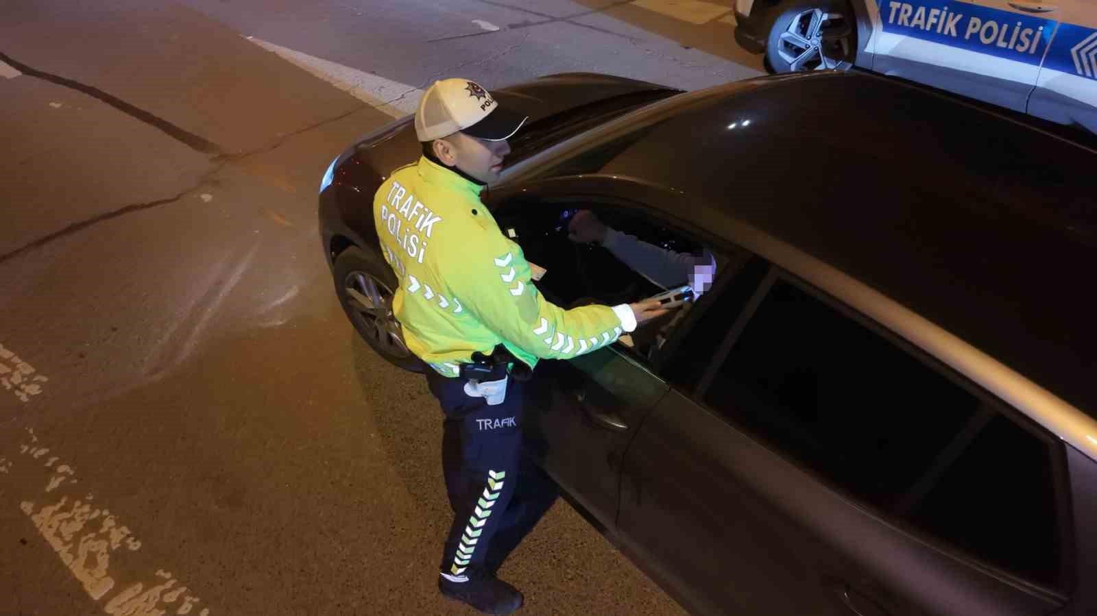 kadikoyde alkol denetimi alkollu suruculere gecit yok 2 a4pVY9np