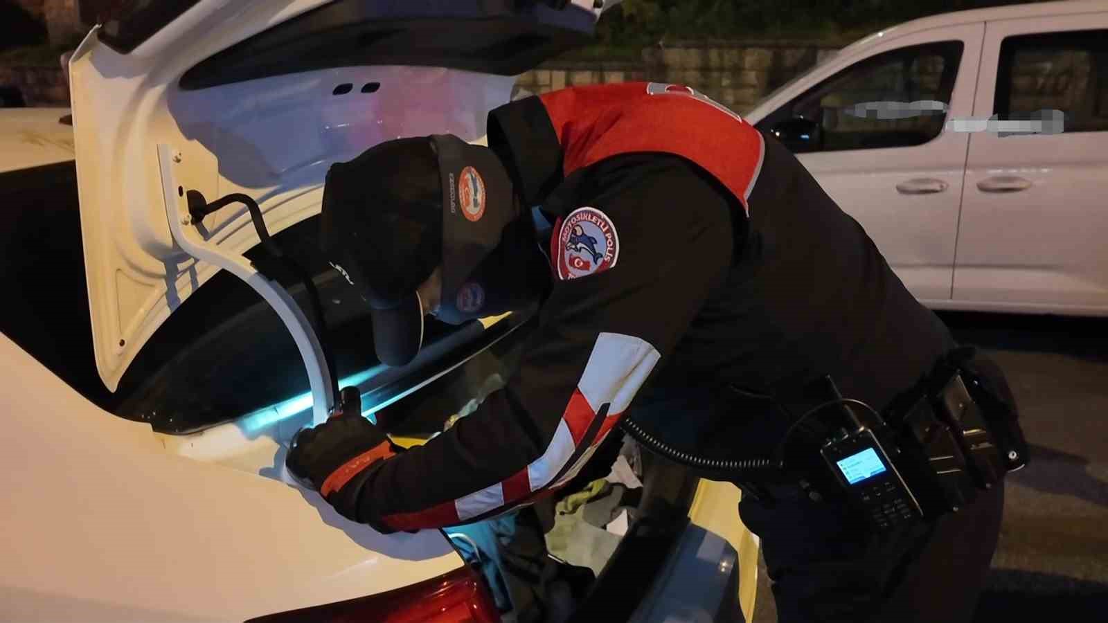 kadikoyde helikopter destekli asayis denetimi 7 HEe6bEEO