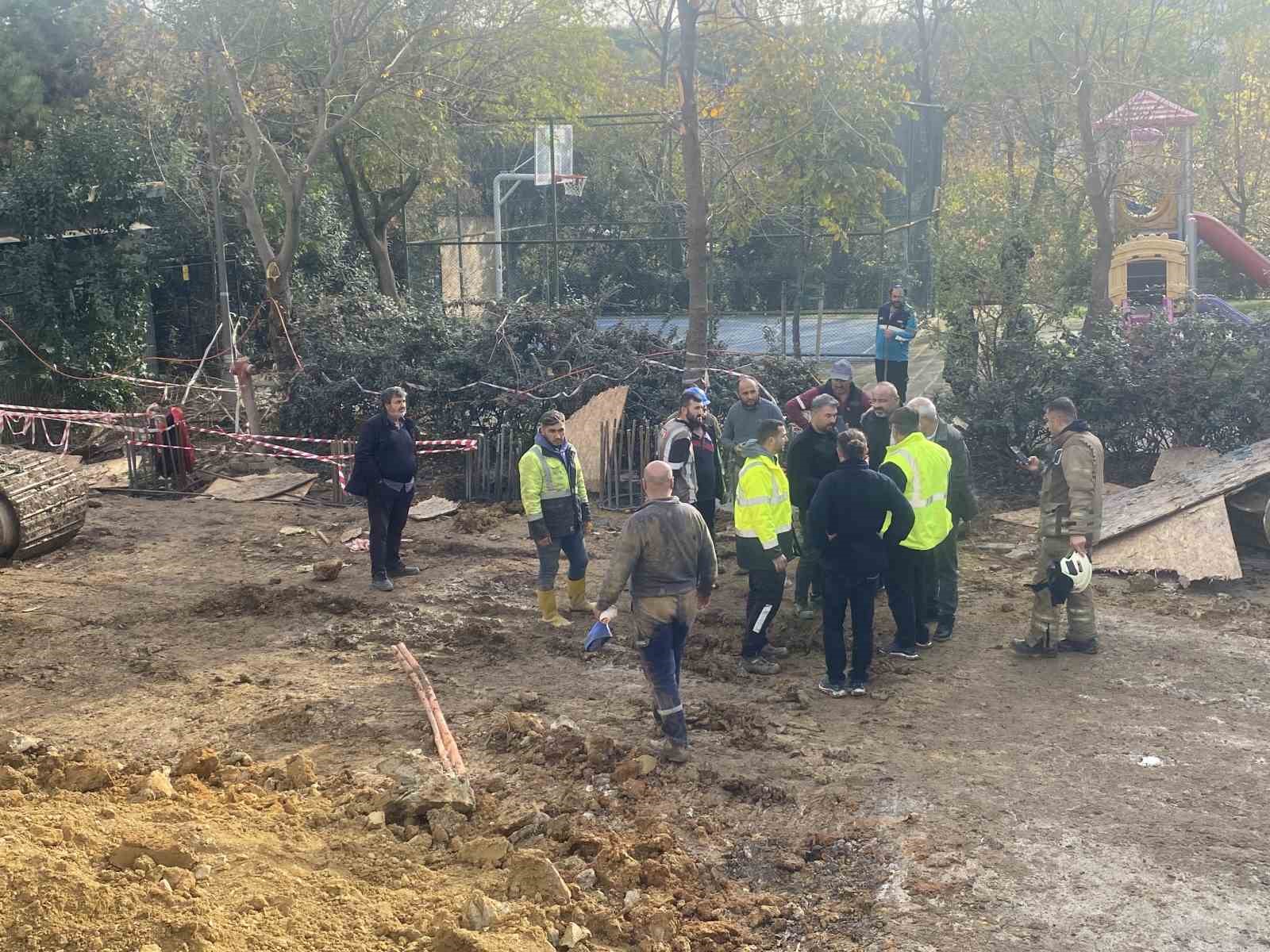 kadikoyde insaat santiyesinde isci cukura duserek yaralandi 4 33z5pYzg