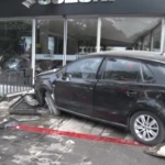 kadikoyde-kadin-surucu-galeriye-daldi-JkircVWz.jpg