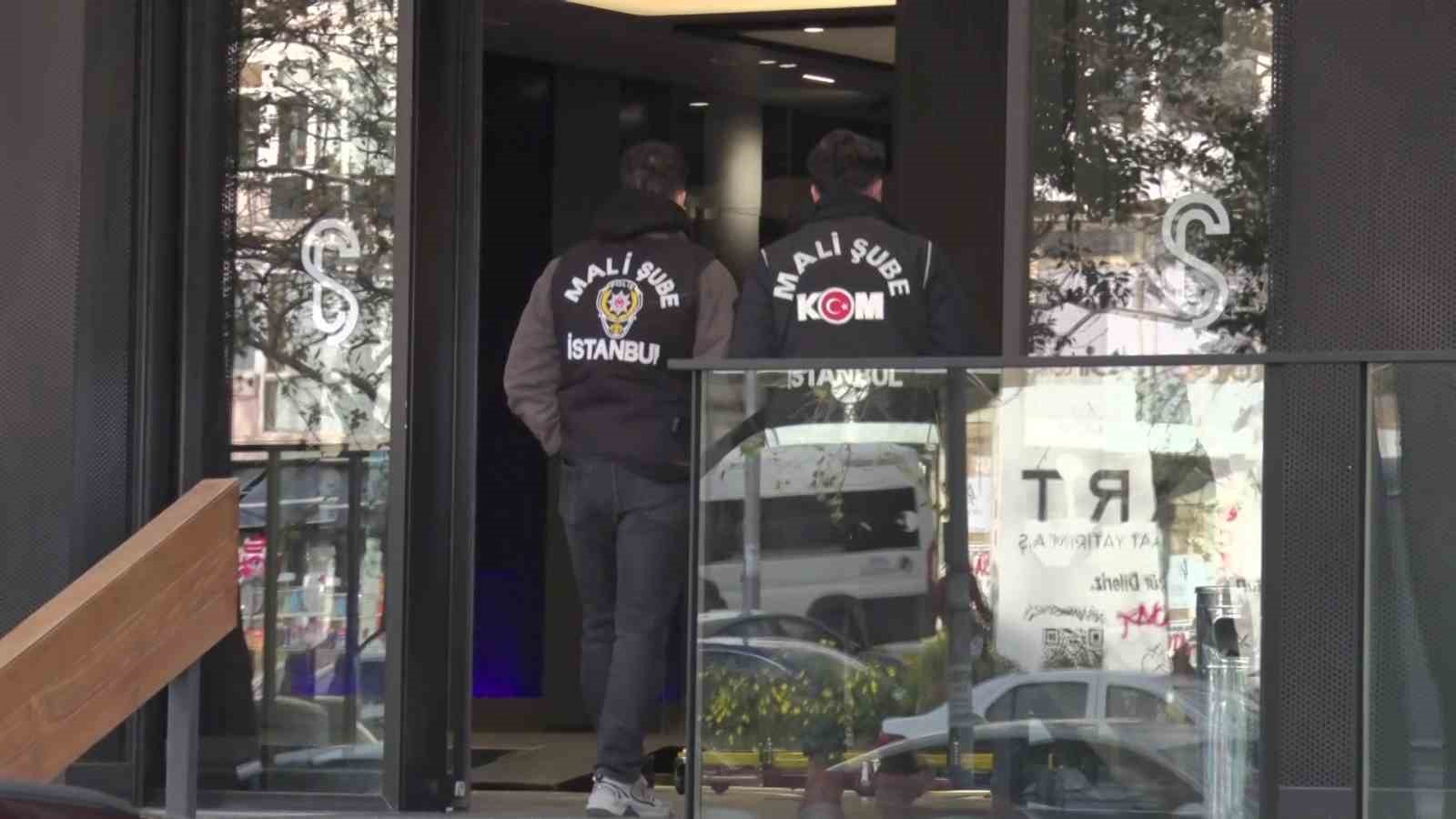 kadikoyde vurgun iddiasiyla gundeme gelen galeriye operasyon 1 VnVqQ4bl