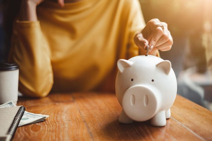 2025’te kadınlar arasında yükselen yeni trend: bilinçli yatırım ve stratejik finans planlaması.
Kadınlar artık sadece tasarruf değil, uzun vadeli hedeflerine uygun yatırım stratejileri oluşturuyor.