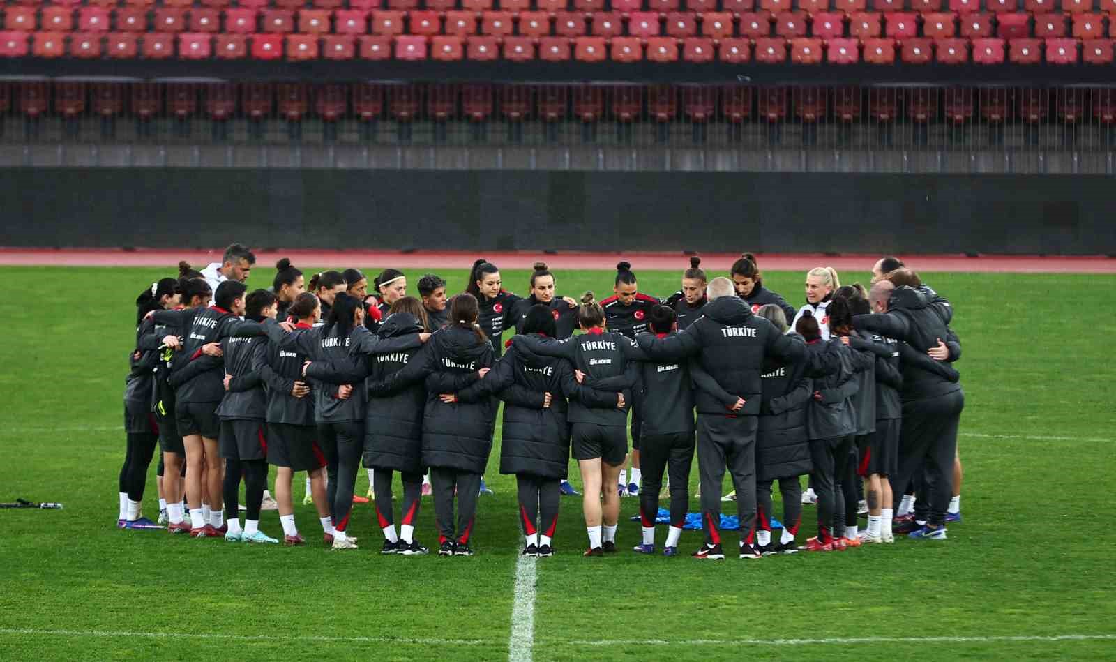 kadin a milli takimi isvicre karsisinda 0 YATgRTtQ