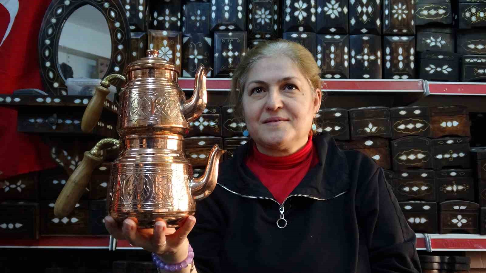 kadin bakir ustasi erkeklere tas cikartiyor 1 Q4Qb4ZKb