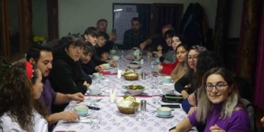 kadin-emegi-sinirlari-asti-avrupadan-tunceliye-zembul-bulusmasi-RmvTEKCR.jpg