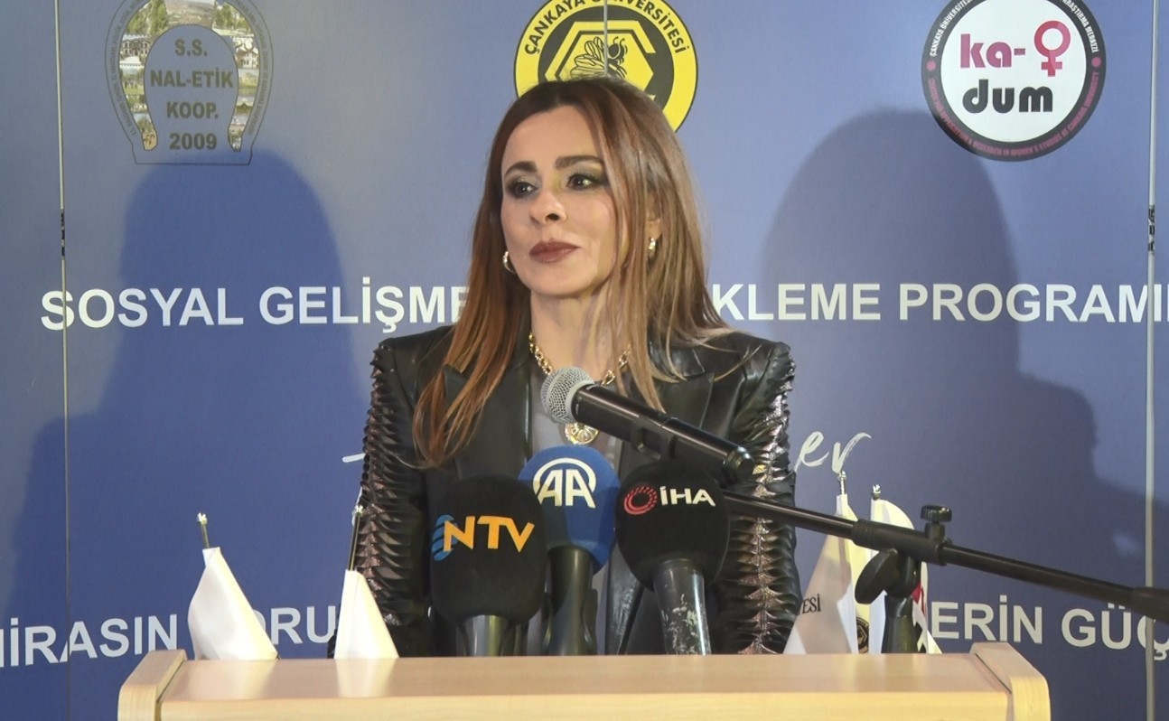 kadin emegi ve kulturel miras yuregin nuru sergisinde bulustu 2 TzXzgSty
