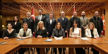 kadin-futbol-birliginin-temeli-dolmabahcede-atildi-N6fmsSPQ.jpg