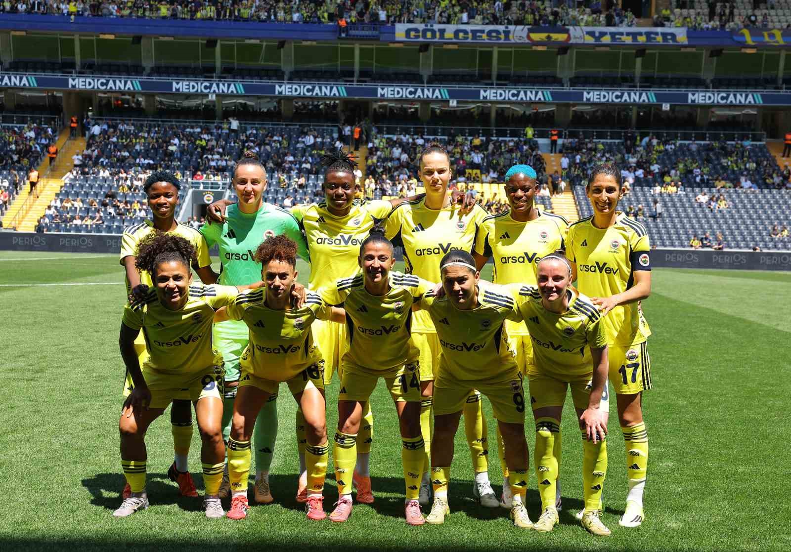 kadin futbol super liginde sampiyon olan fenerbahce unyeyi 8 0 yendi 1 WnUnhhQg