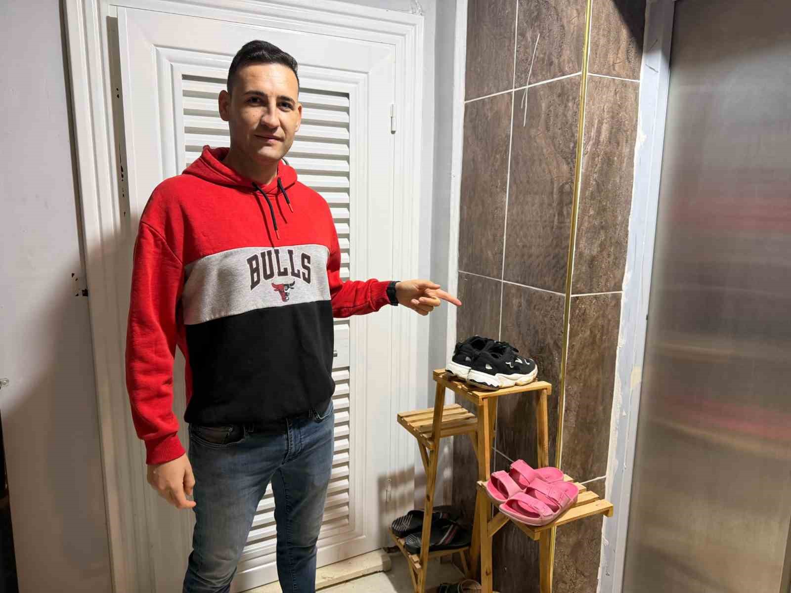 Kadın hırsızlar beğendikleri ayakkabıları böyle çaldı 6 kadin hirsizlar begendikleri ayakkabilari boyle caldi 2 JpmMaRLd