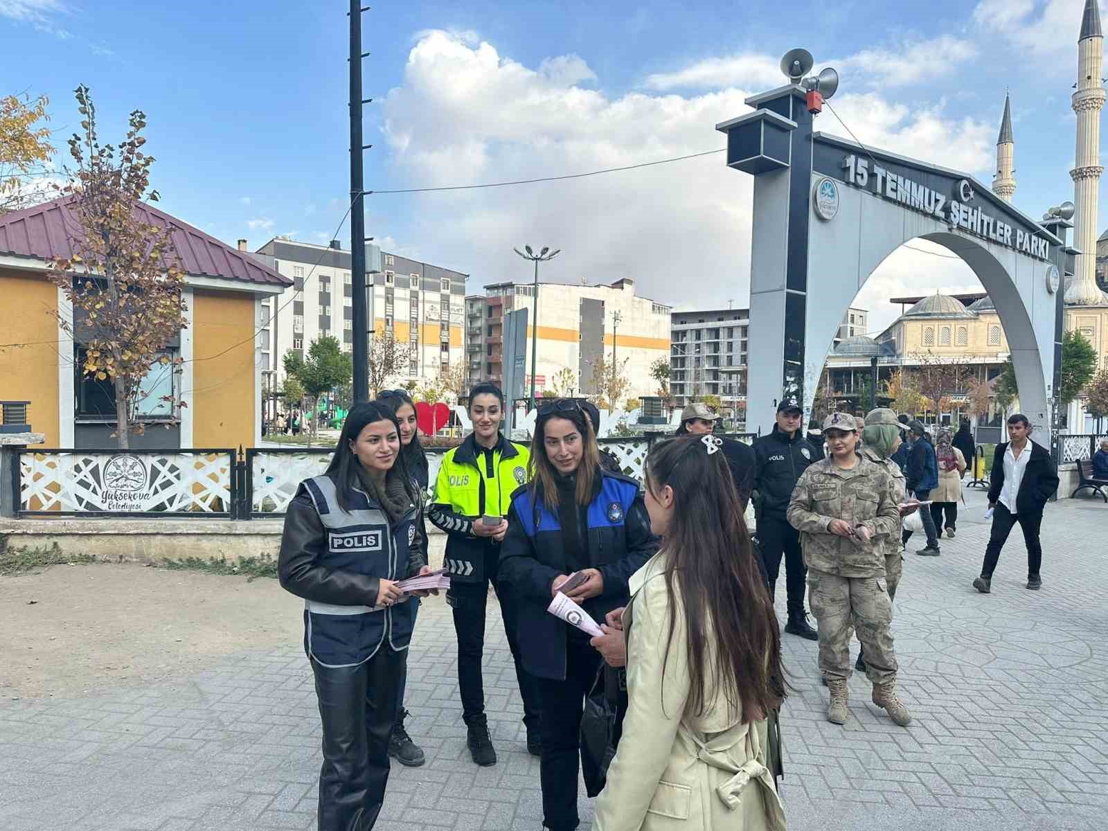 kadin kolluk gucleri alana indi yuksekovada polis jandarma bekci ve zabitadan kadina yonelik siddetle W4S6GQ5l