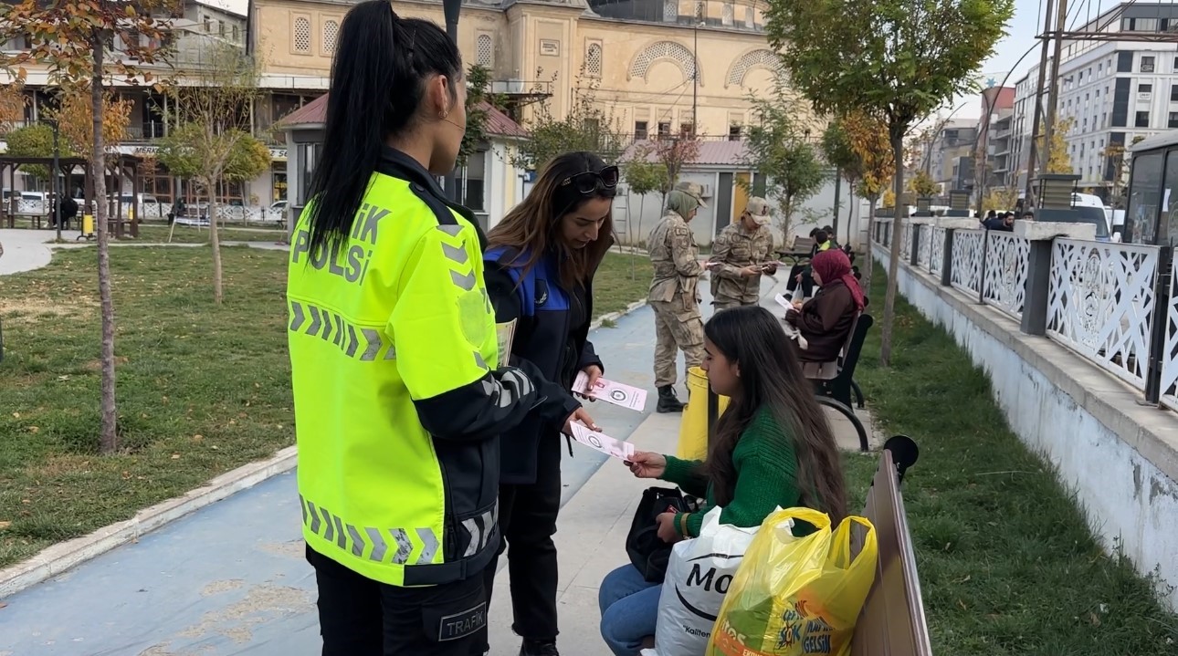 kadin kolluk gucleri alana indi yuksekovada polis jandarma bekci ve zabitadan kadina yonelik siddetle rHkGsV5c