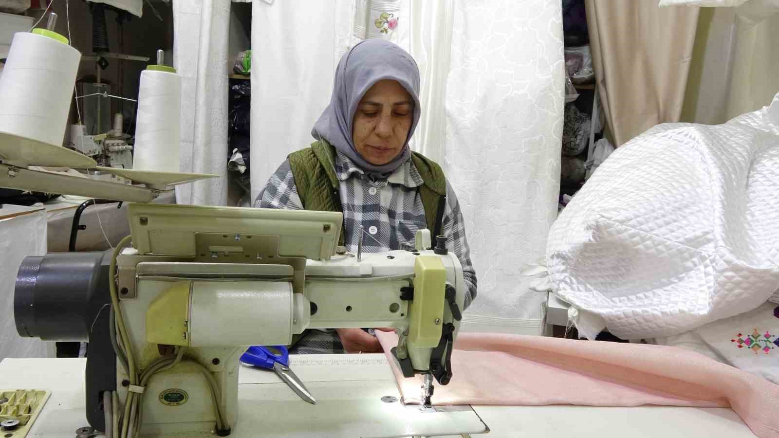 kadin terzi veresiye aldigi makinelerle kendi isini kurdu 0 3c7u3CJU