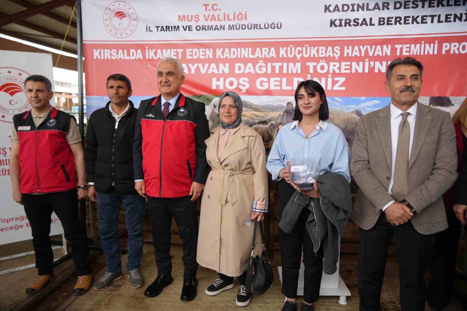 kadin ureticilere 3 bin kucukbas hayvan destegi 2 u4ayUbaG