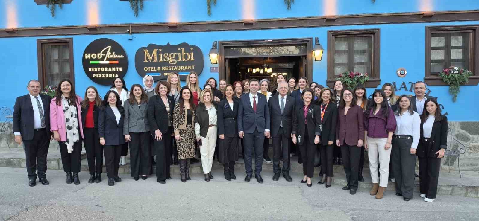 kadinin guclenmesi bursa platformu 10 yasinda 1
