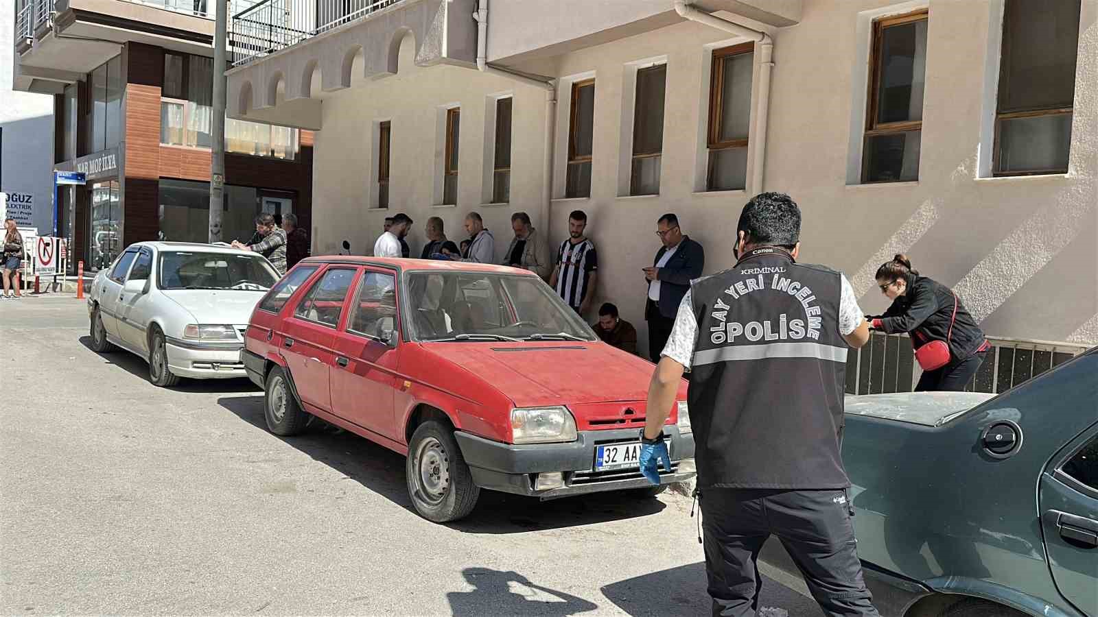 kadinin kapida unuttugu cantadaki altin ve paralari caldilar 4 KO5VeWIJ