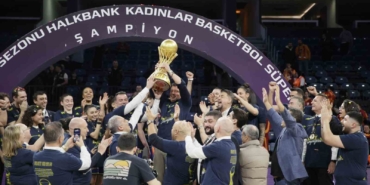 kadinlar-basketbolda-sampiyon-fenerbahce-sxJVSOBf.jpg