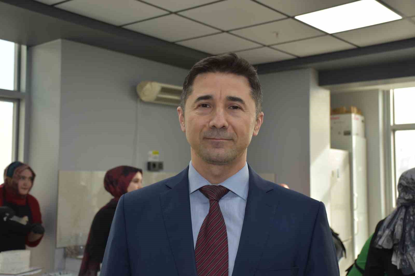 kadinlar bu kursta hem ogreniyor hem ailelerine destek oluyor 3 qUhW2ZV3