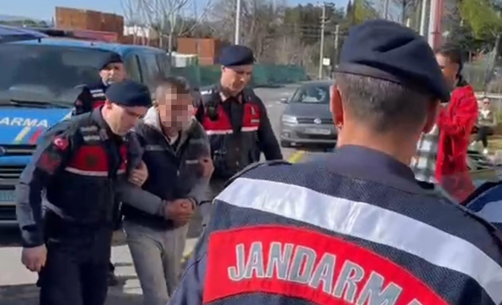 kadinlar gununde karisini olduren sahis adliyeye sevk edildi 0 fXY5TRZR