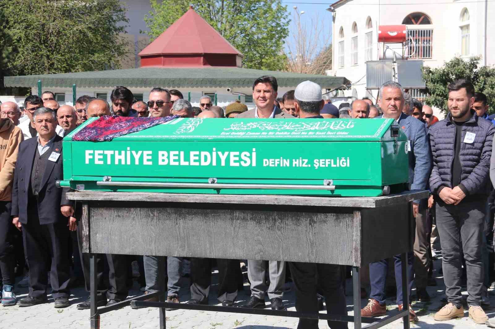 kadinlar gununde kocasi tarafindan katledilen kadin topraga verildi 2 niyVzTzd