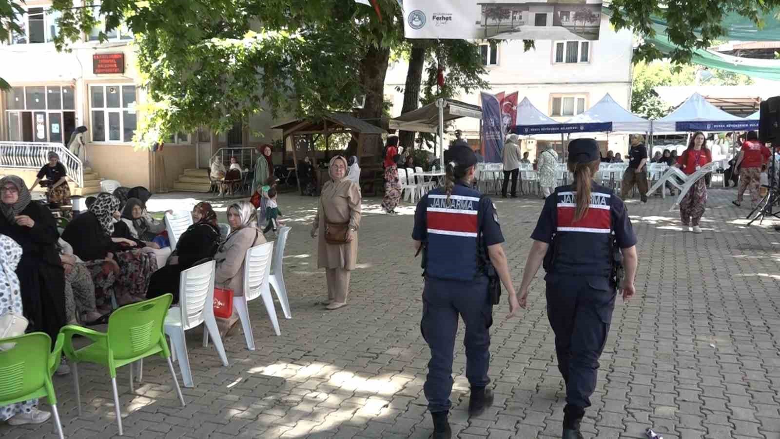 Kadınlar köyün yönetimini ele geçirdi 9 kadinlar koyun yonetimini ele gecirdi 5 nRZOupJN