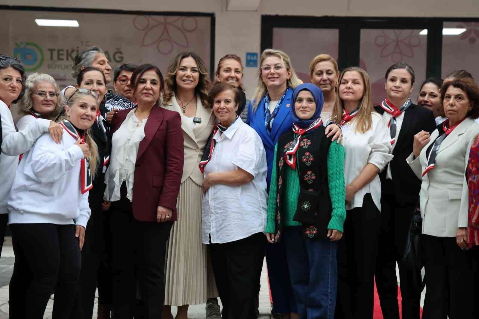 kadinlar uretiyor belediye istihdam ediyor 11 ilceye 11 kres yolda 7 JtF4bdpi